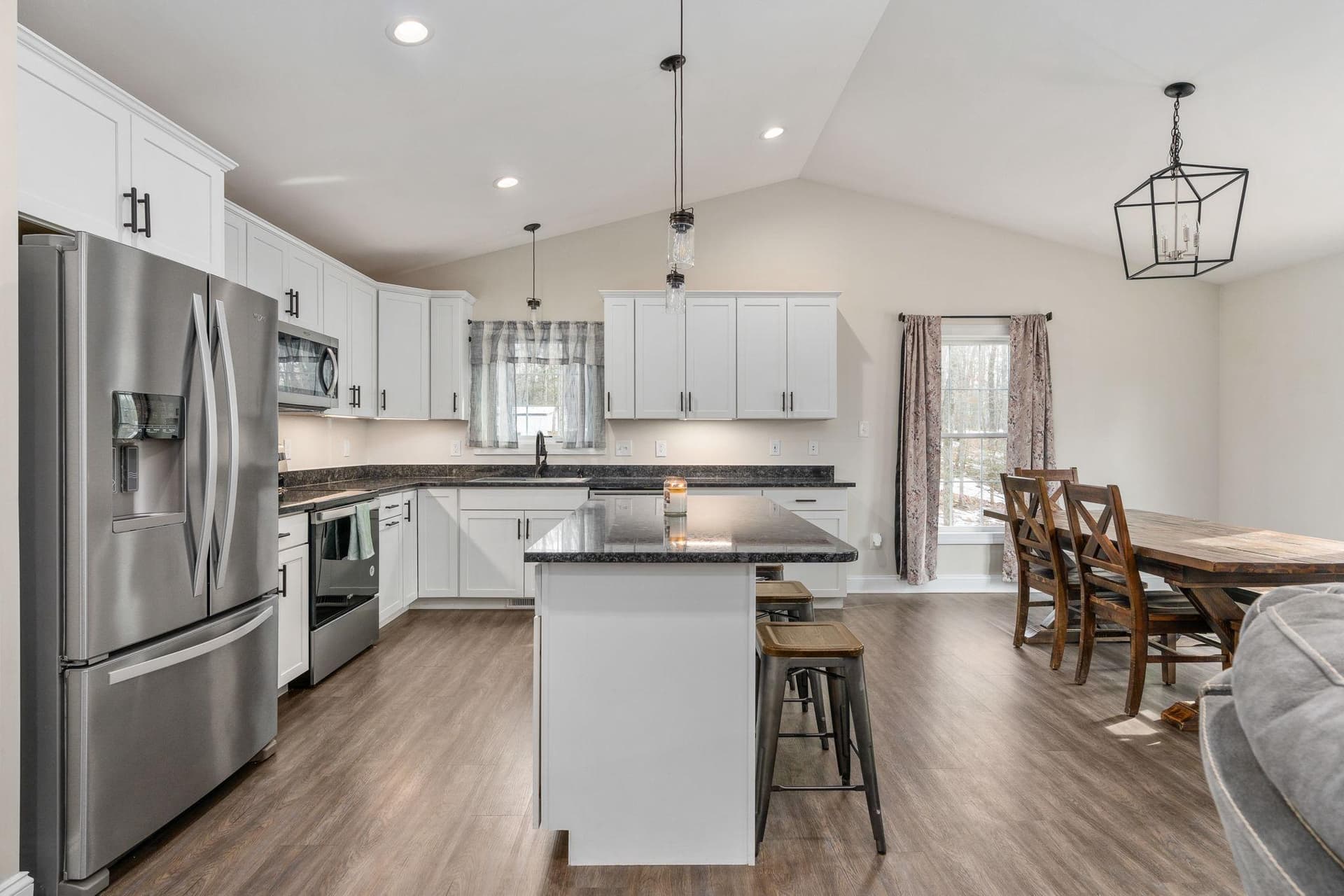 10514 Hart Court photo 5