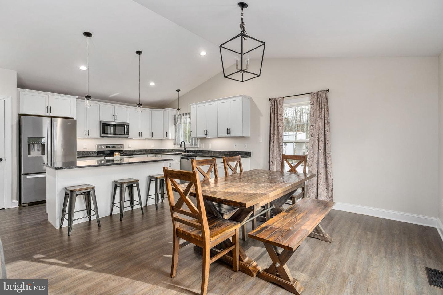 10514 Hart Court photo 8