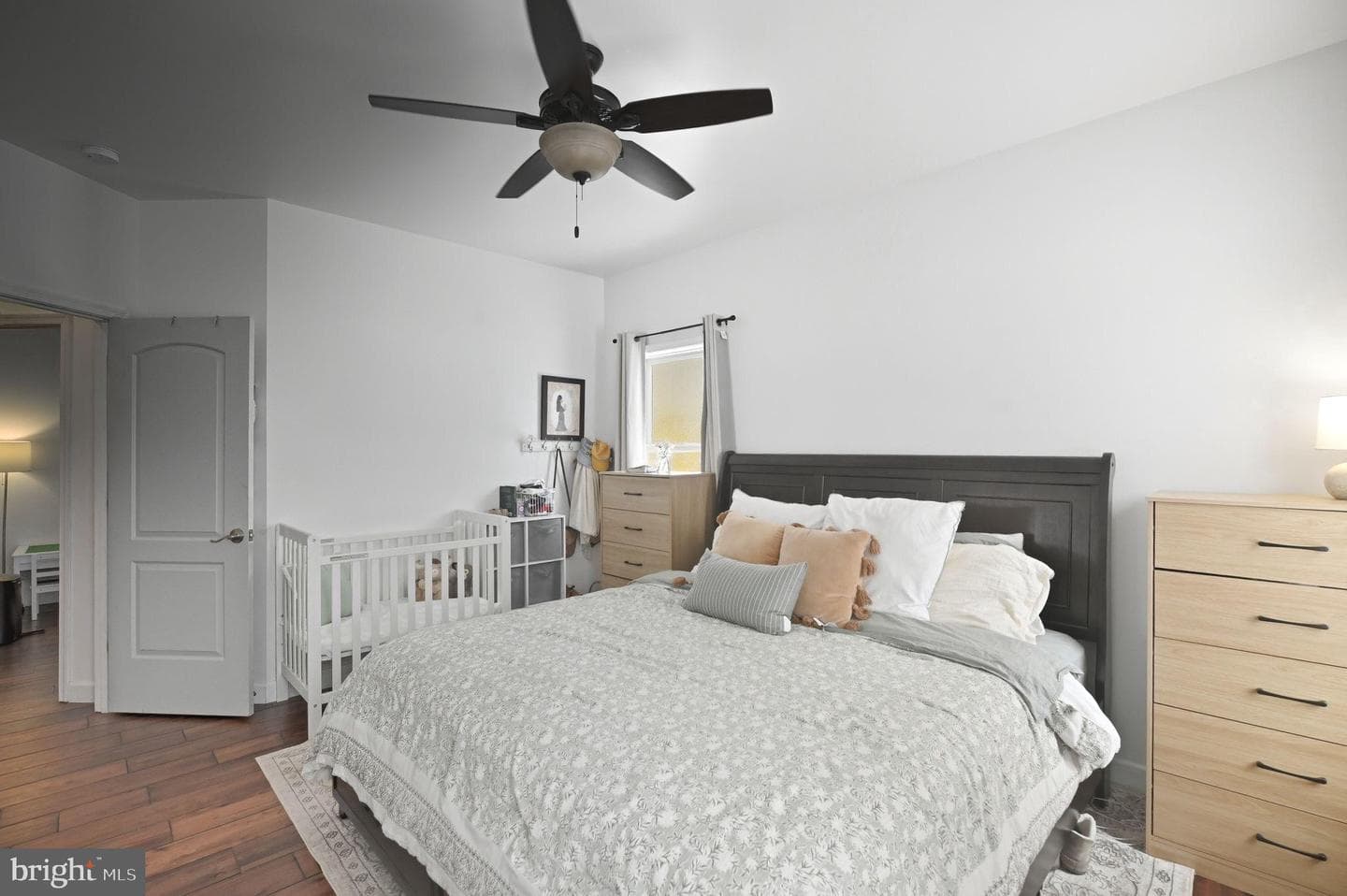 7466 Meadow View Lane photo 17