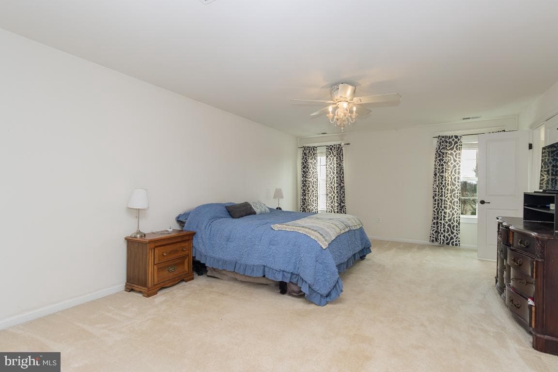 15525 Hillview Court photo 16