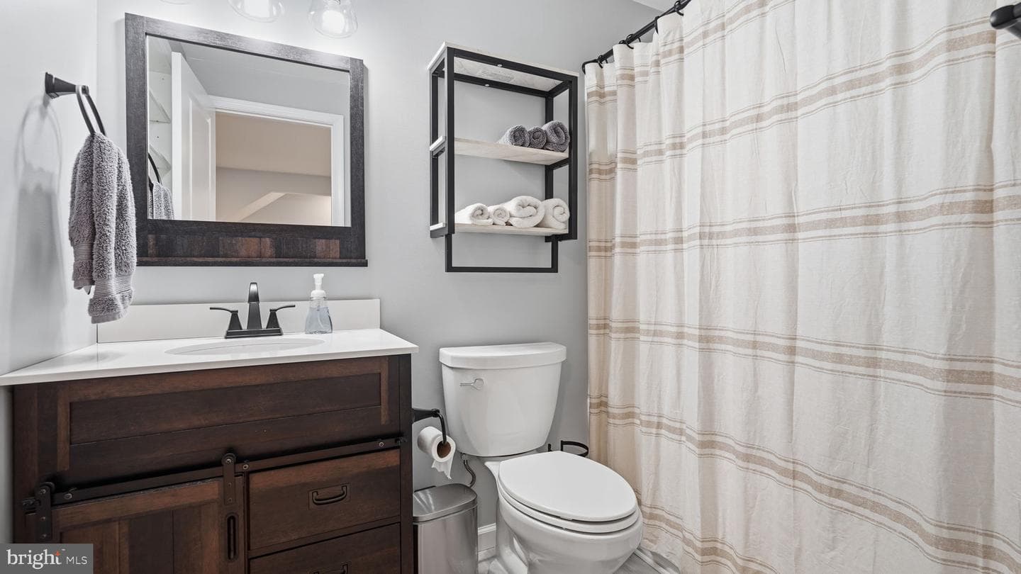 2402 Butternut Lane photo 29