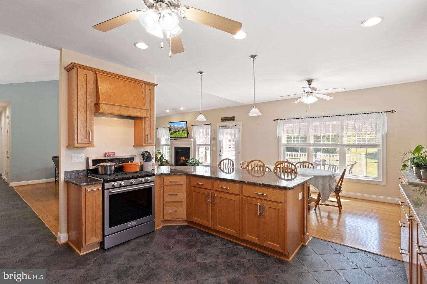 9387 Blackbird Loop photo 15
