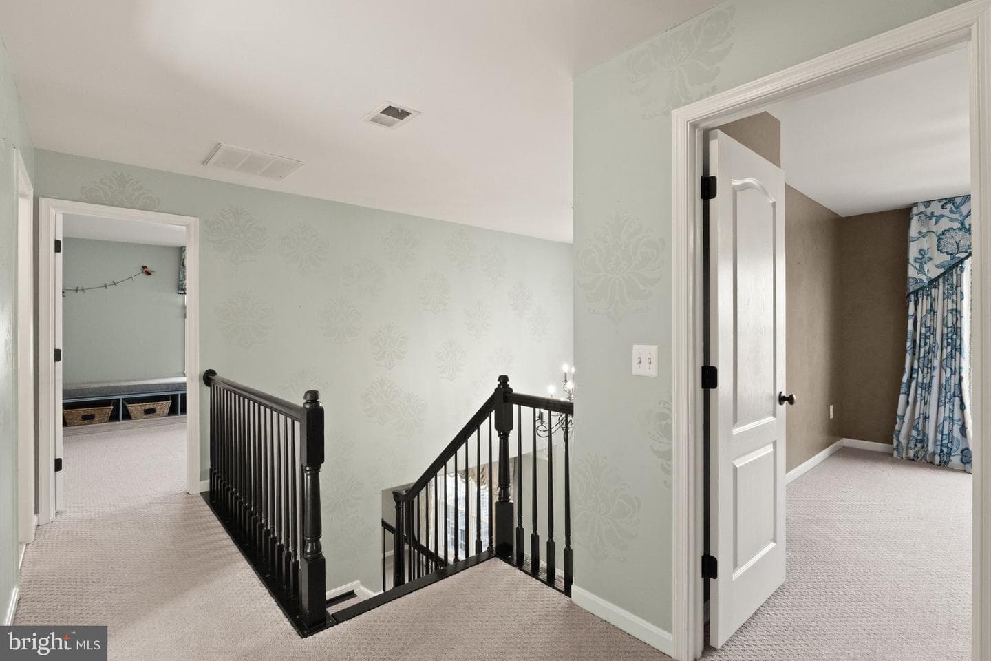 553 Windermere Drive photo 29