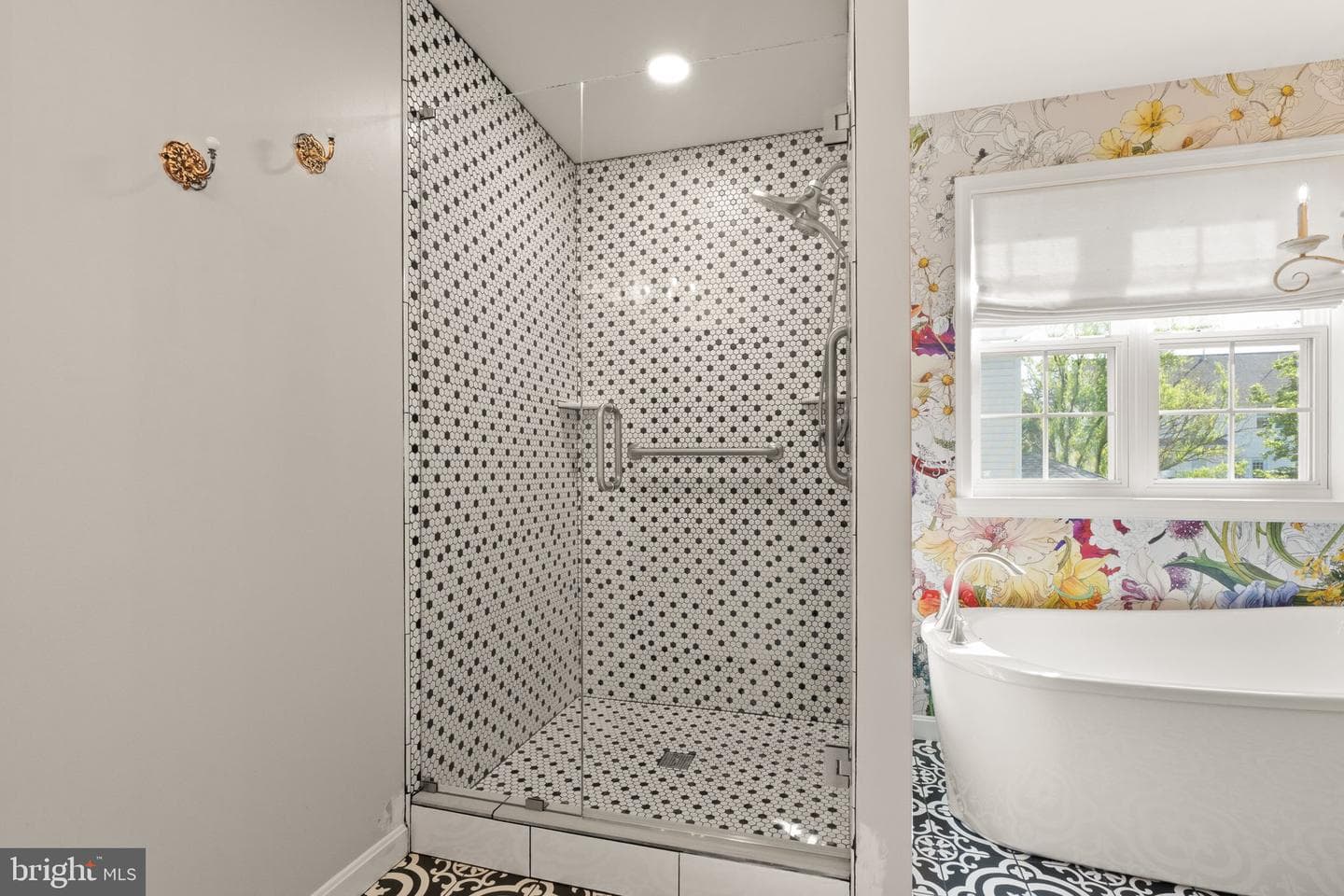 553 Windermere Drive photo 36