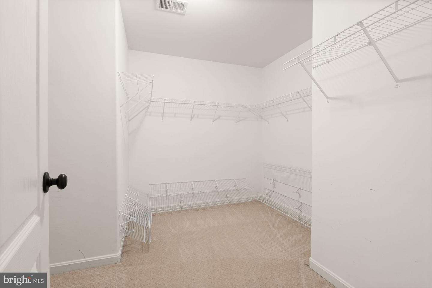 553 Windermere Drive photo 40