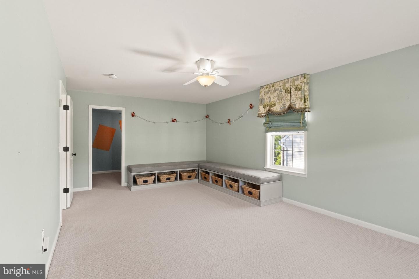553 Windermere Drive photo 42