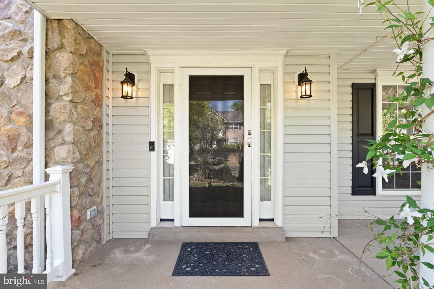 553 Windermere Drive photo 8