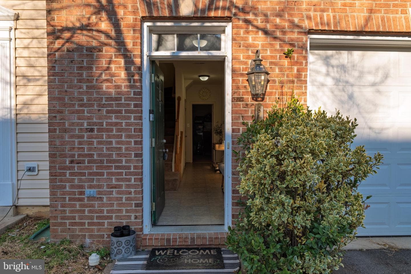 816 Fairview Village Court photo 4