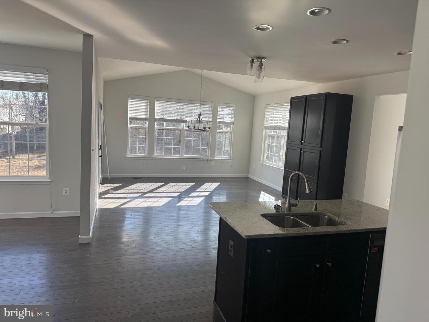 667 Pelhams Reach Drive photo 10