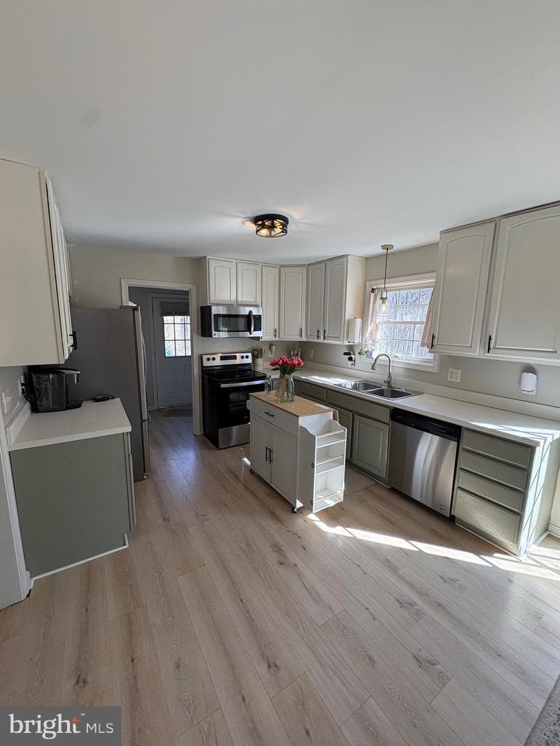 1300 Clatterbuck Lane photo 8