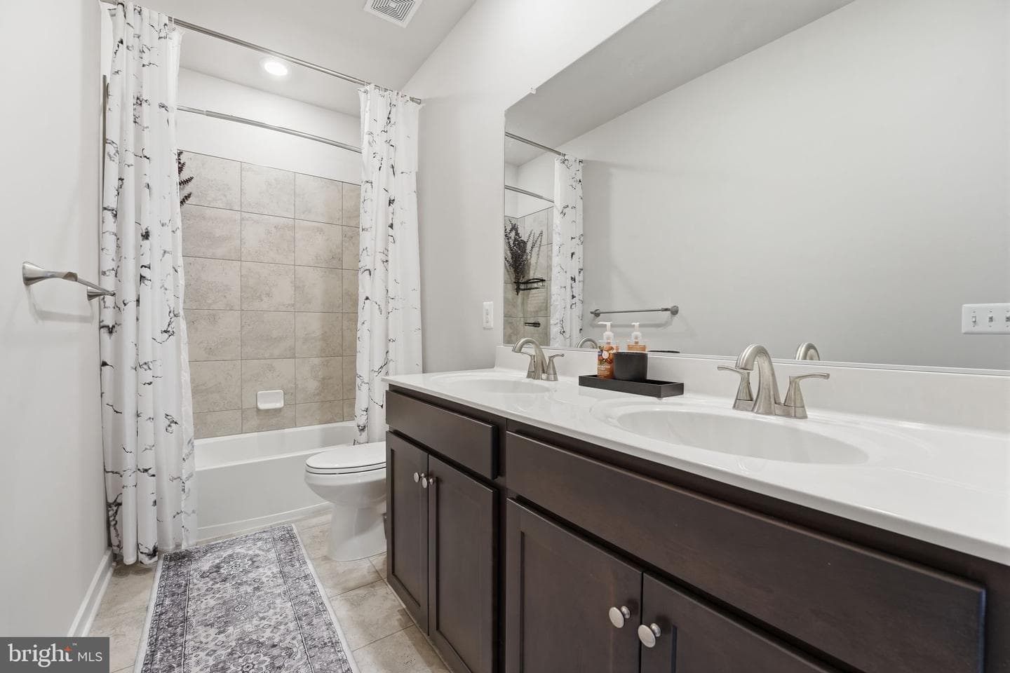 2012 Armstrong Terrace photo 37