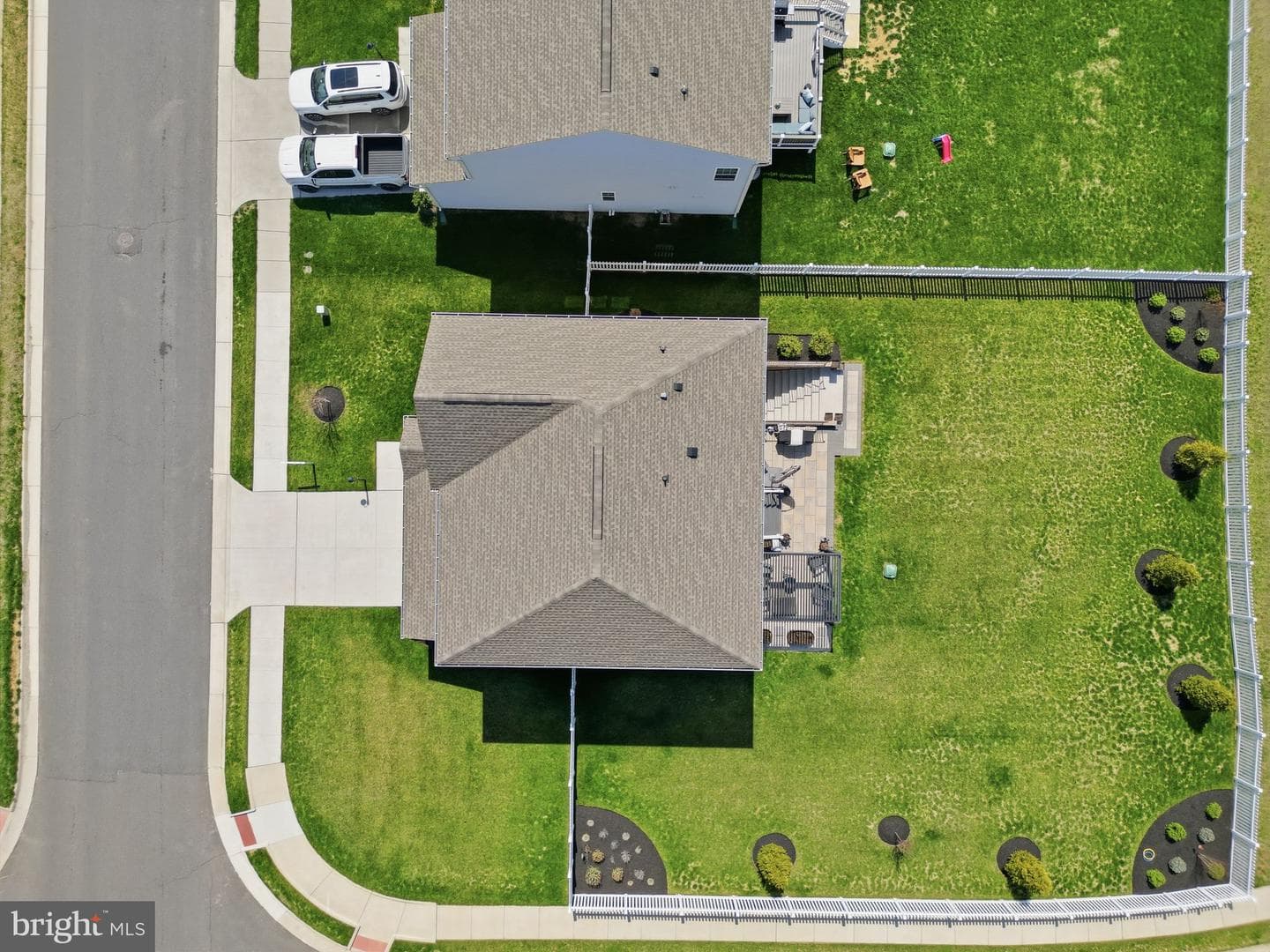 2012 Armstrong Terrace photo 4
