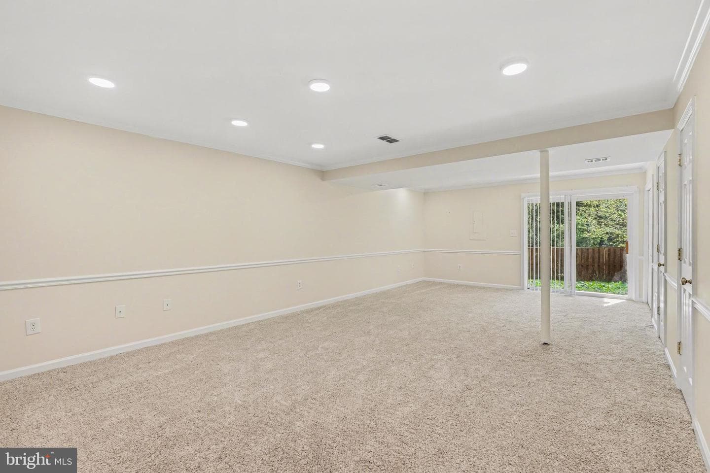 359 Snyder Lane photo 25