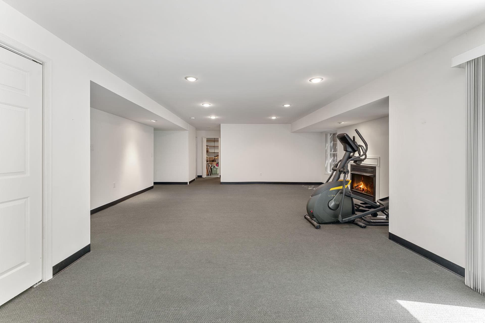 17196 Pepperstock Lane photo 35