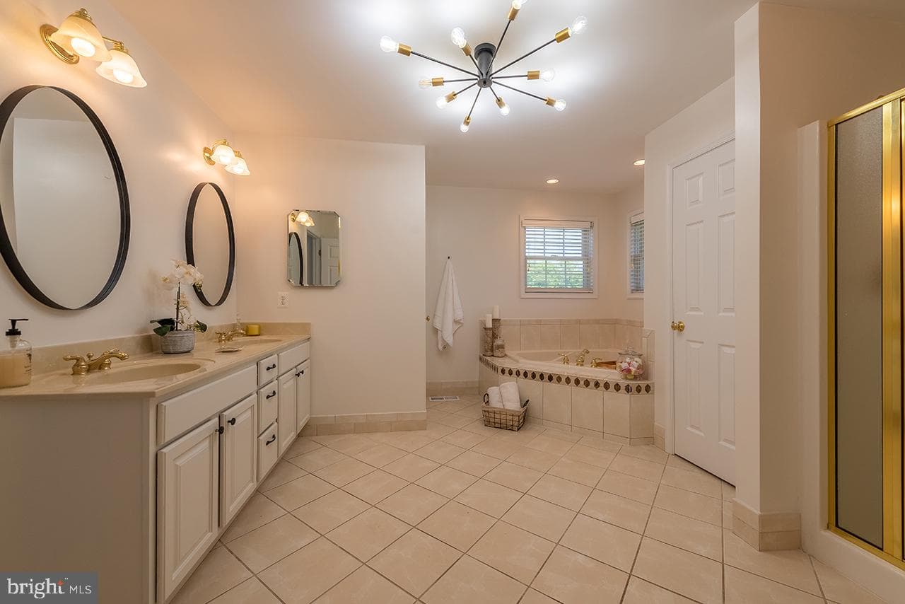 5265 Bear Hollow Lane photo 7
