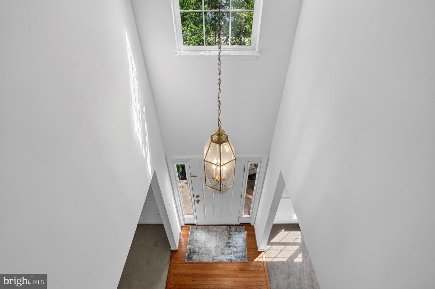 863 Fox Den Road photo 5