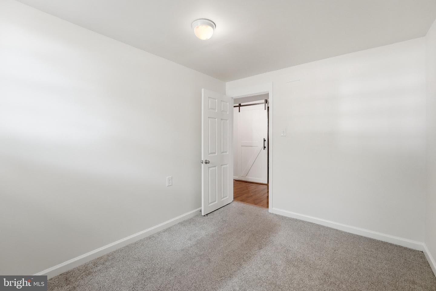 219 Lesco Boulevard photo 20