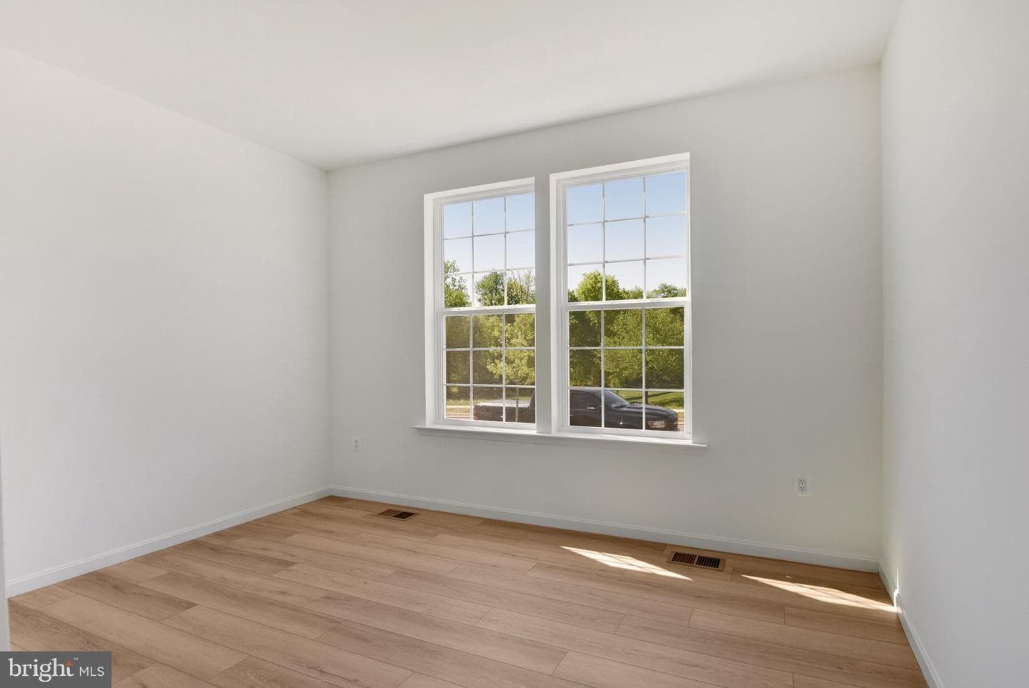 1916 Sunset Lane photo 11
