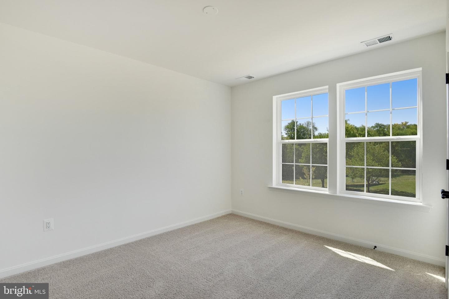 1916 Sunset Lane photo 32