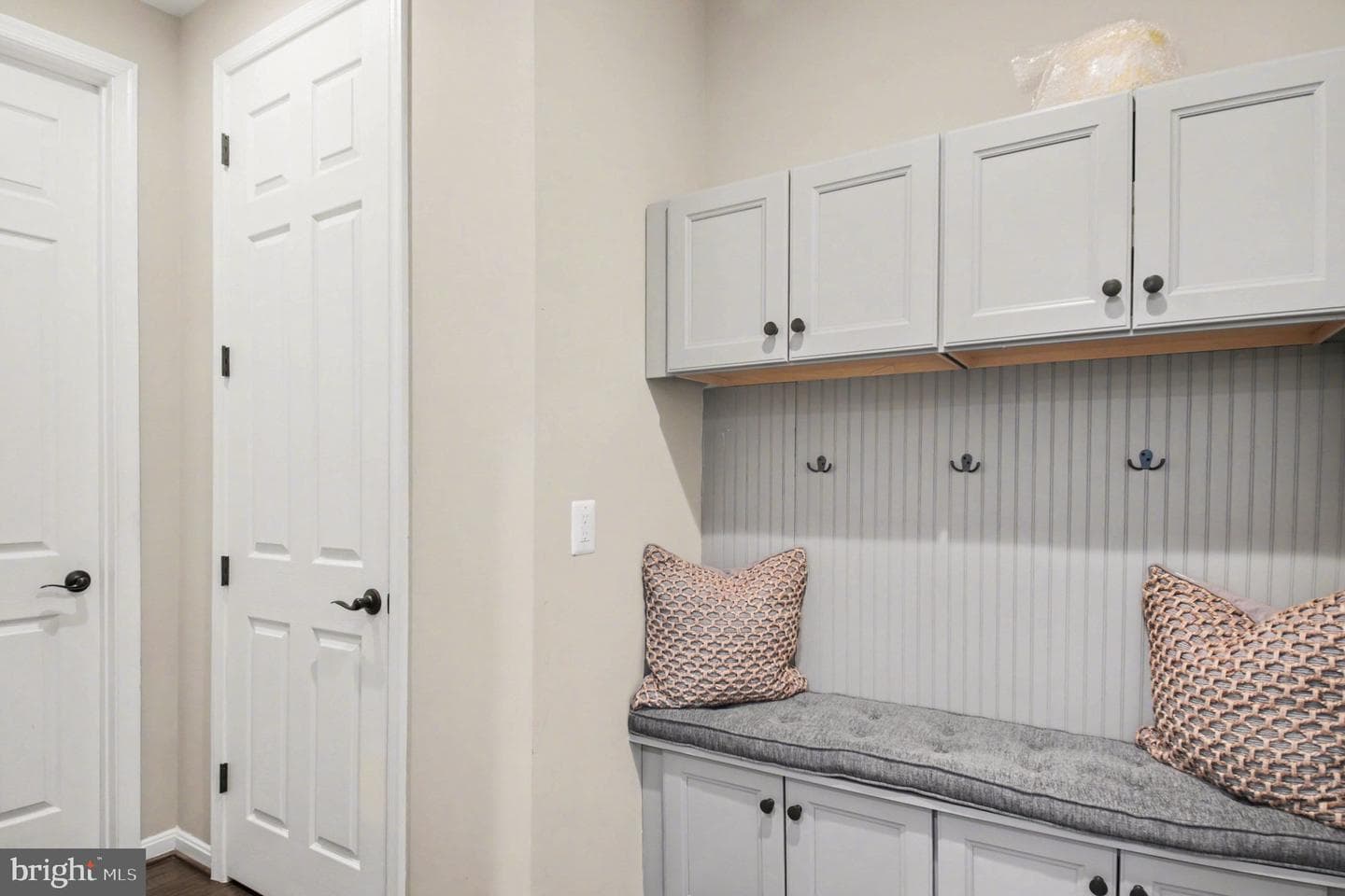 702 Kingsbrook photo 21