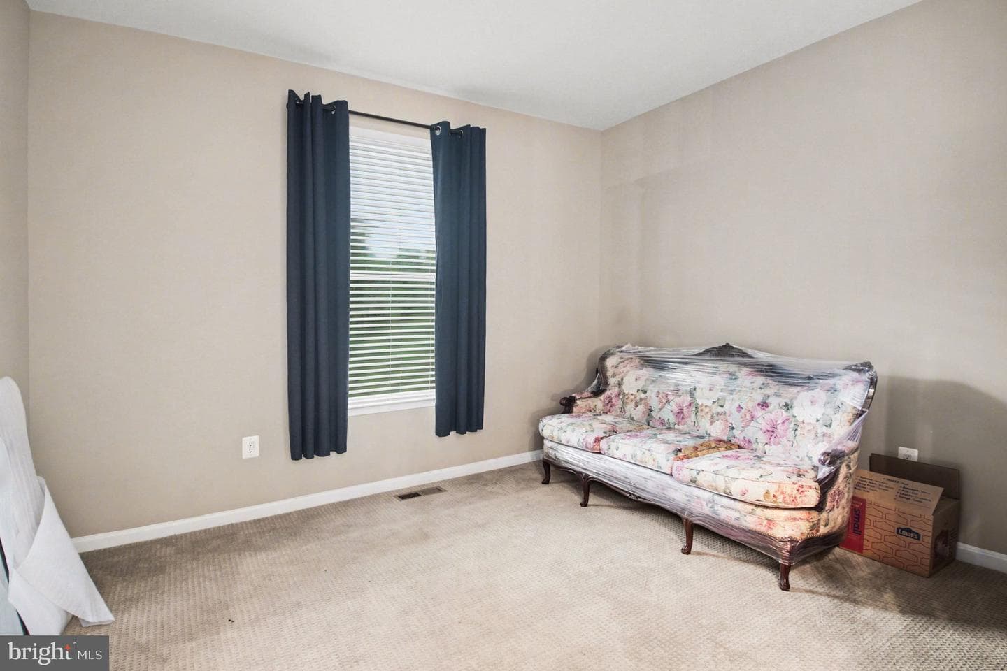 702 Kingsbrook photo 30