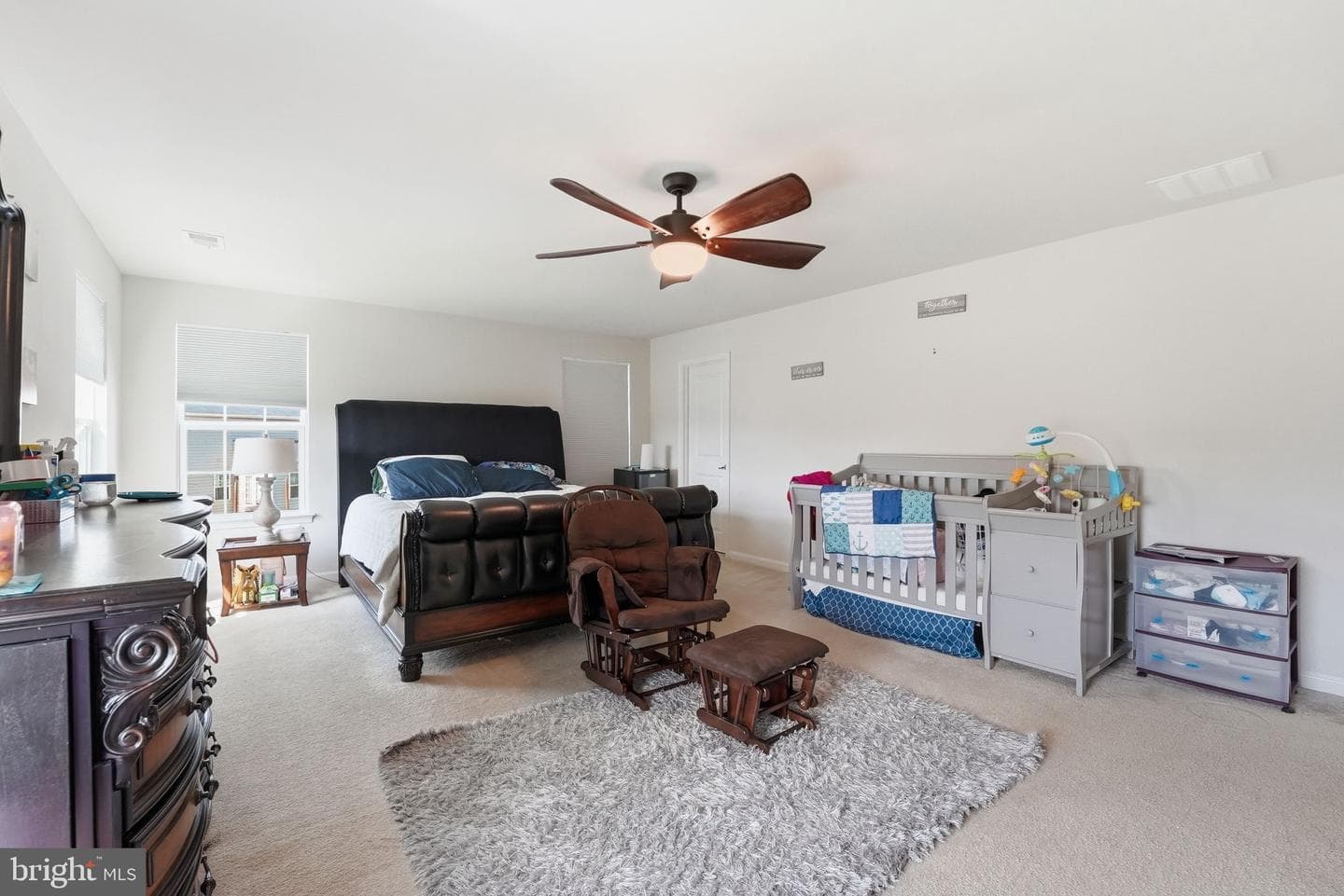 827 Fairwood photo 48