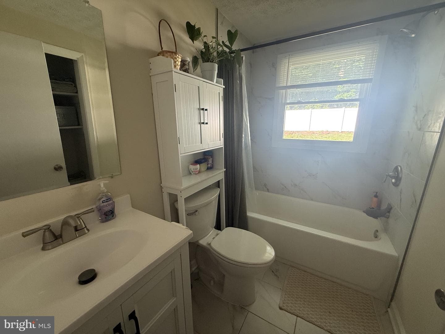 15073 Richmond Road photo 9