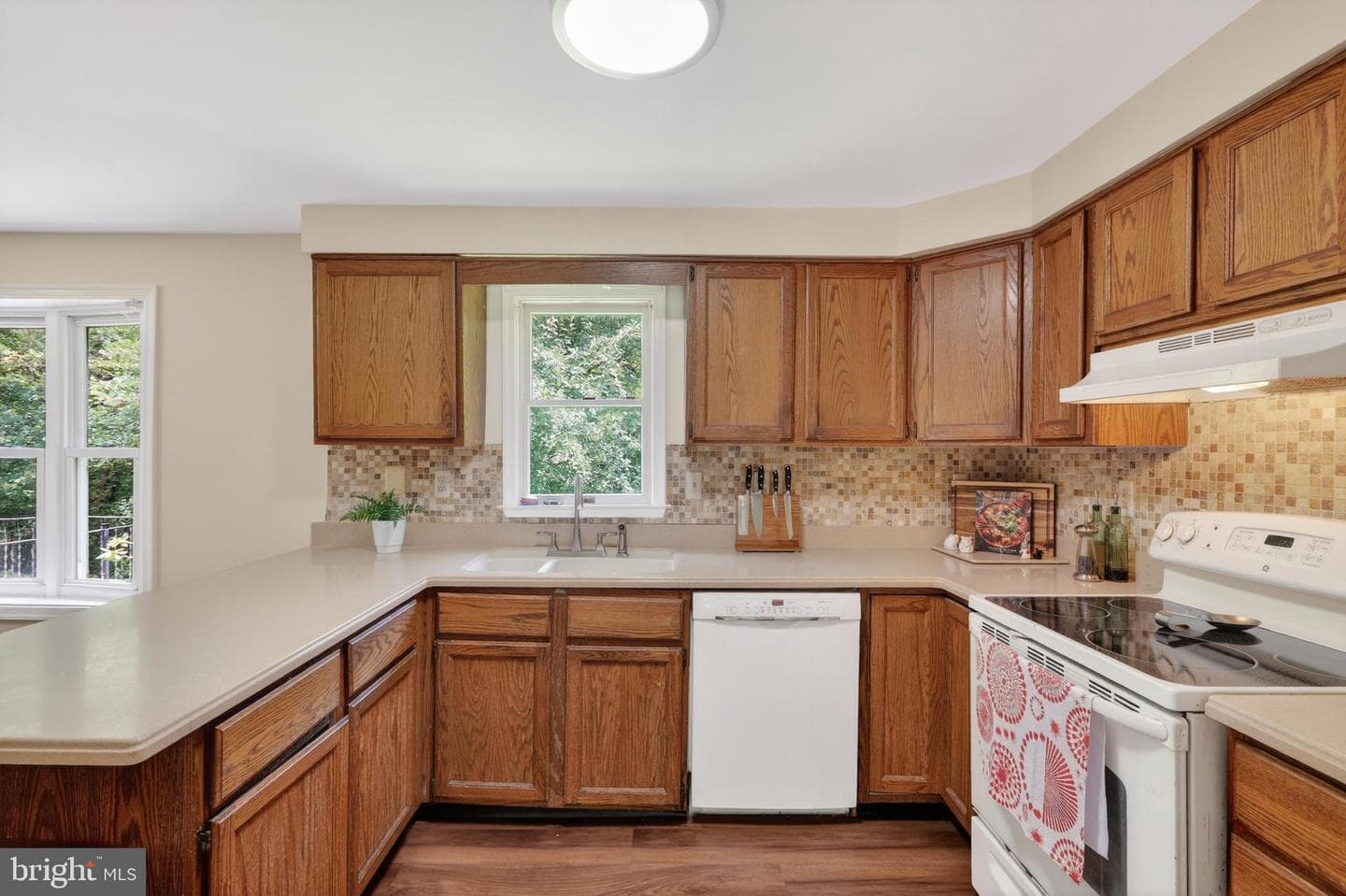 1308 Kristin Lane photo 5