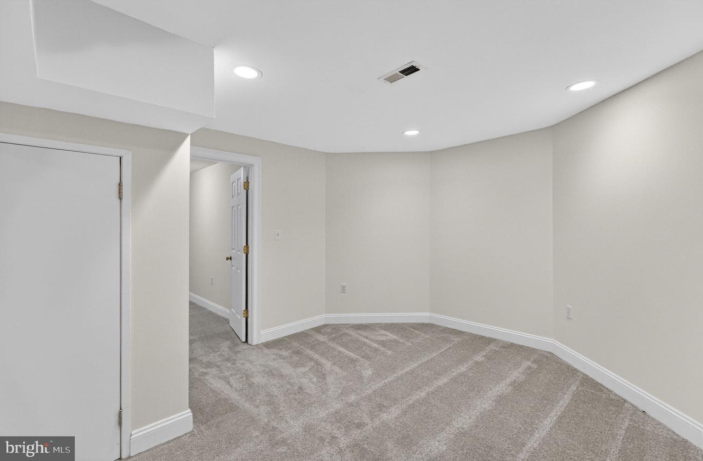 3164 Somerset photo 108