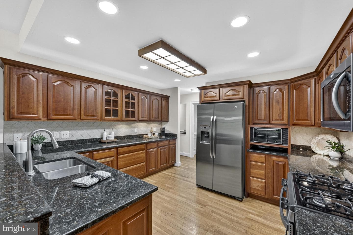 3164 Somerset photo 38