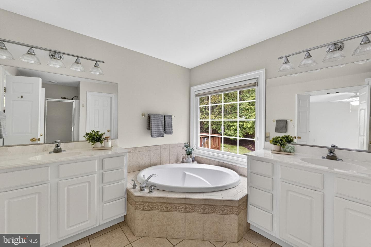 3164 Somerset photo 57