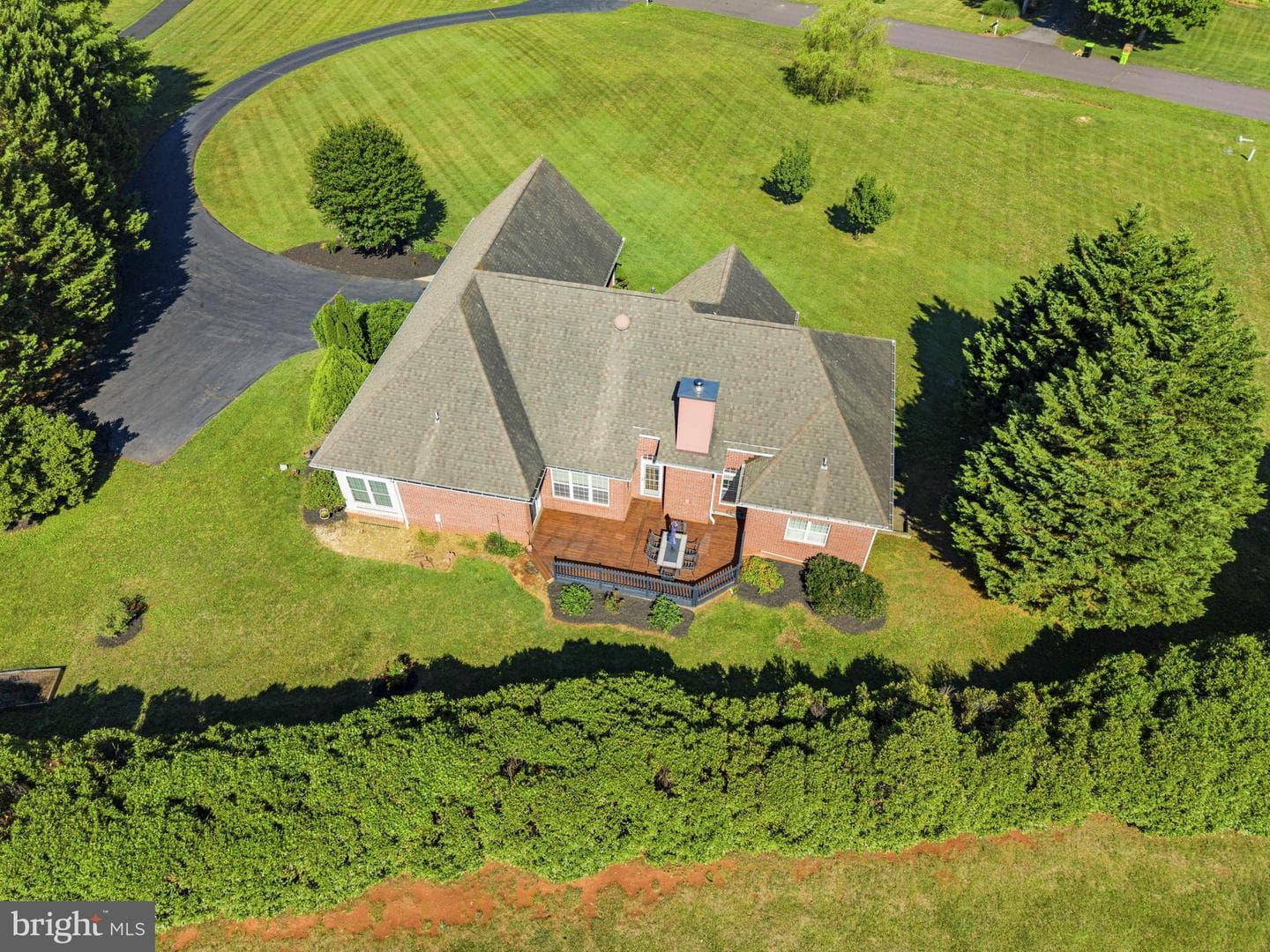 19171 Chateau Road photo 4