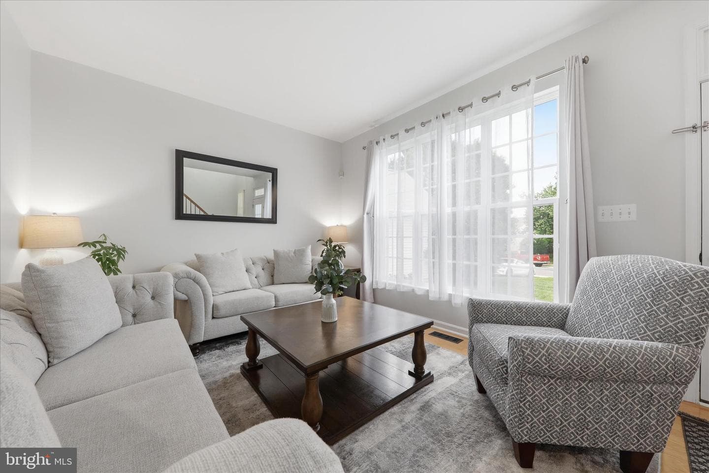 625 Hunters Road photo 6