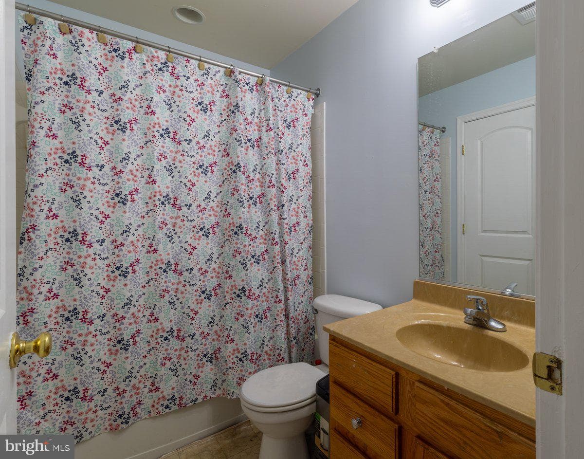 15411 Old House Court photo 11