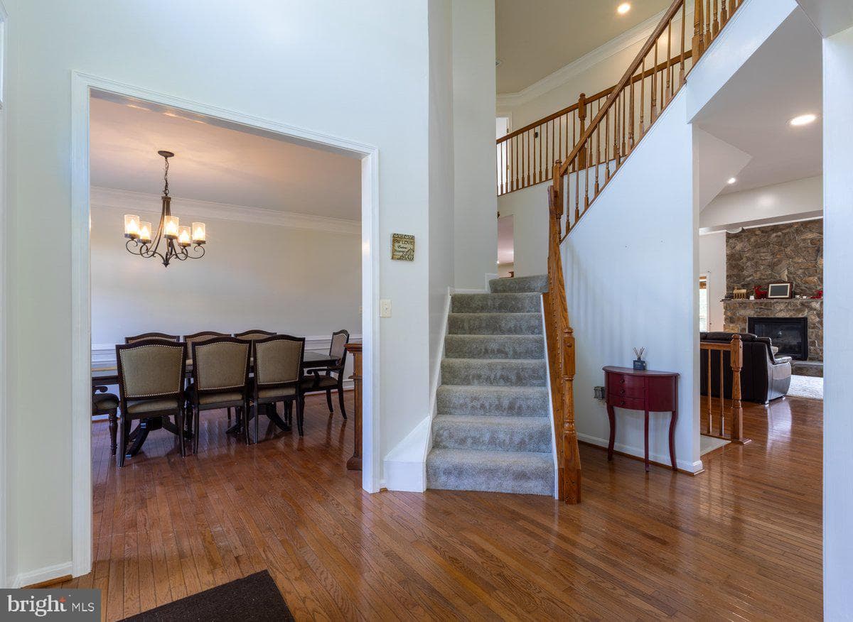15411 Old House Court, Culpeper