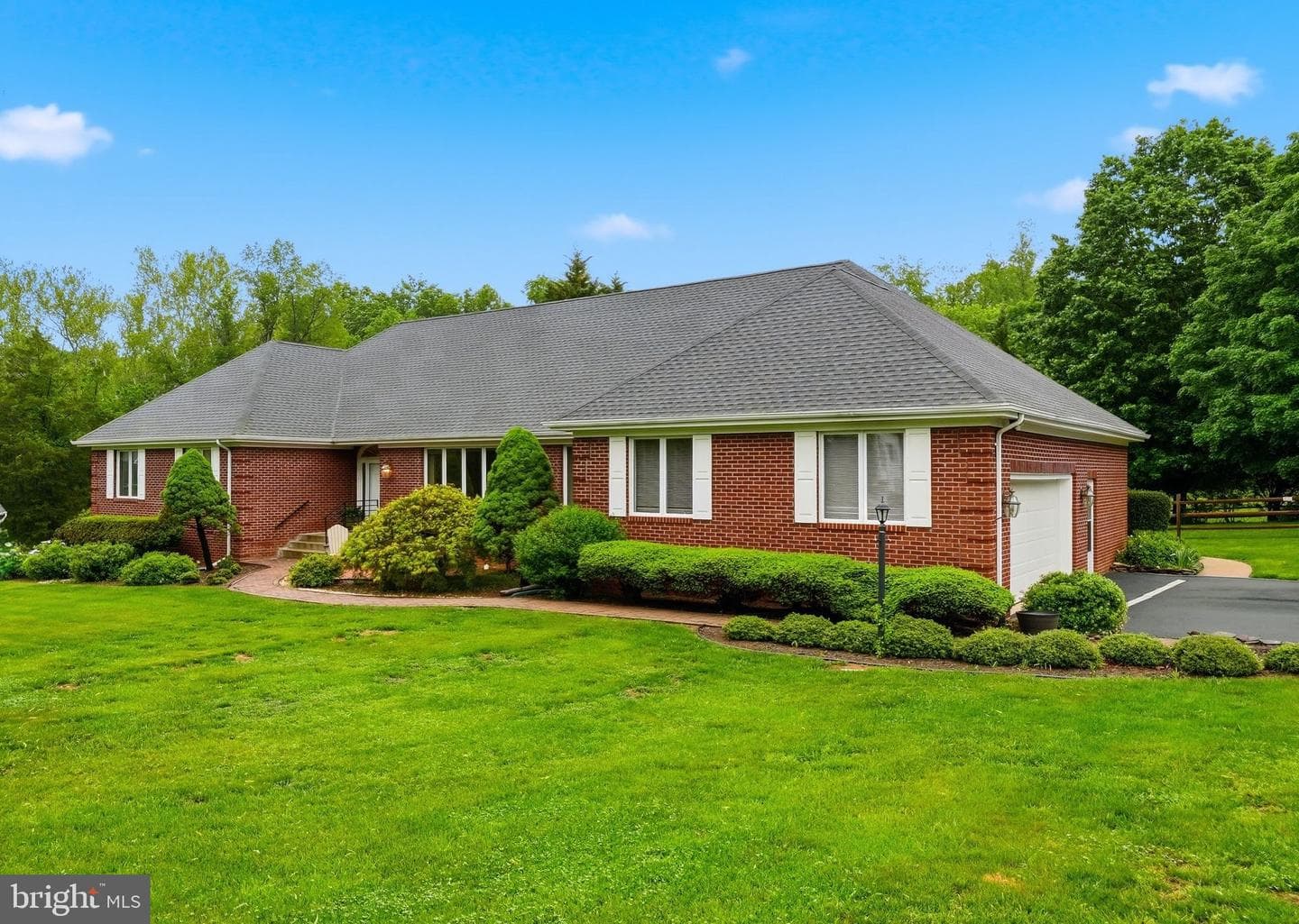 2455 Durham Place photo 2