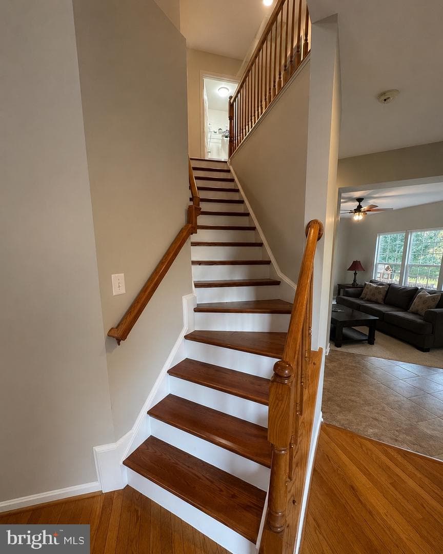 627 Holly Crest Drive photo 16