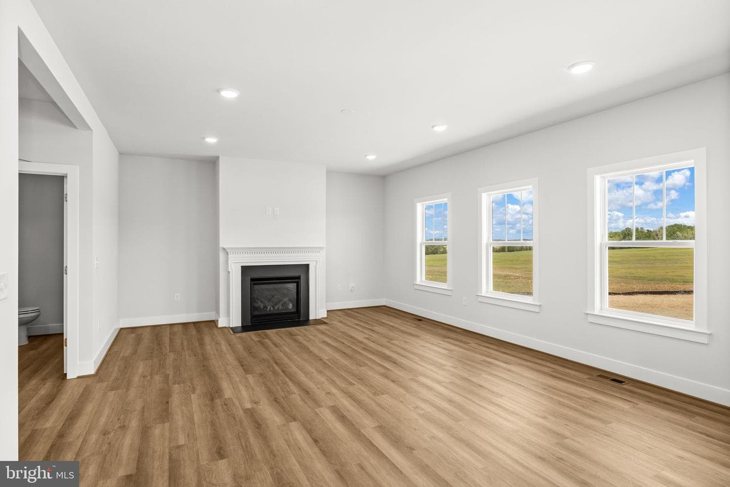 18237 Stevensburg Rd photo 13