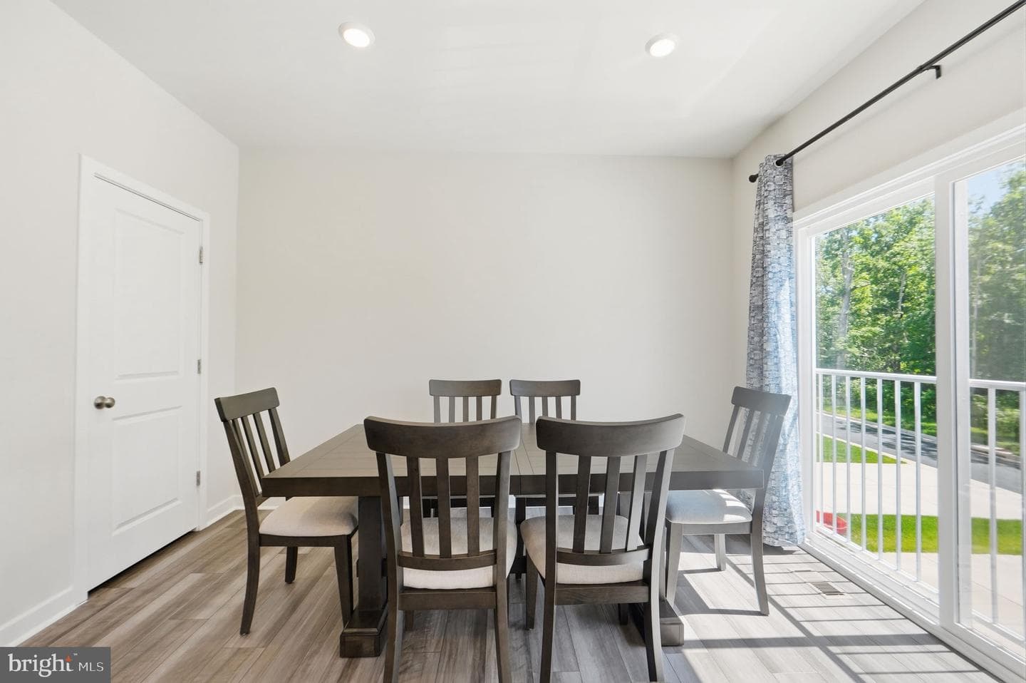 2243 Barhill photo 10