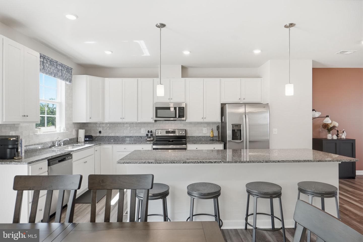 2243 Barhill photo 11