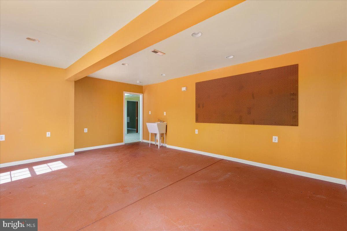 1117 Virginia Avenue photo 29