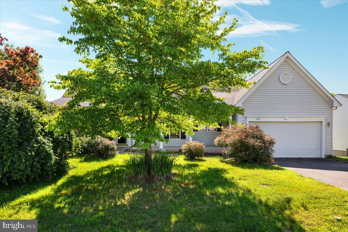 1117 Virginia Avenue photo 36