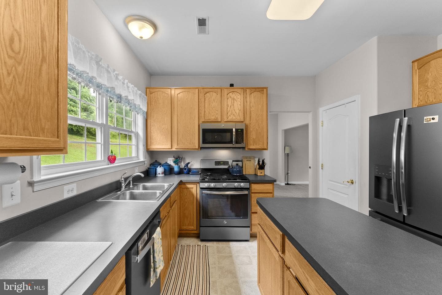 1085 Virginia Avenue photo 14