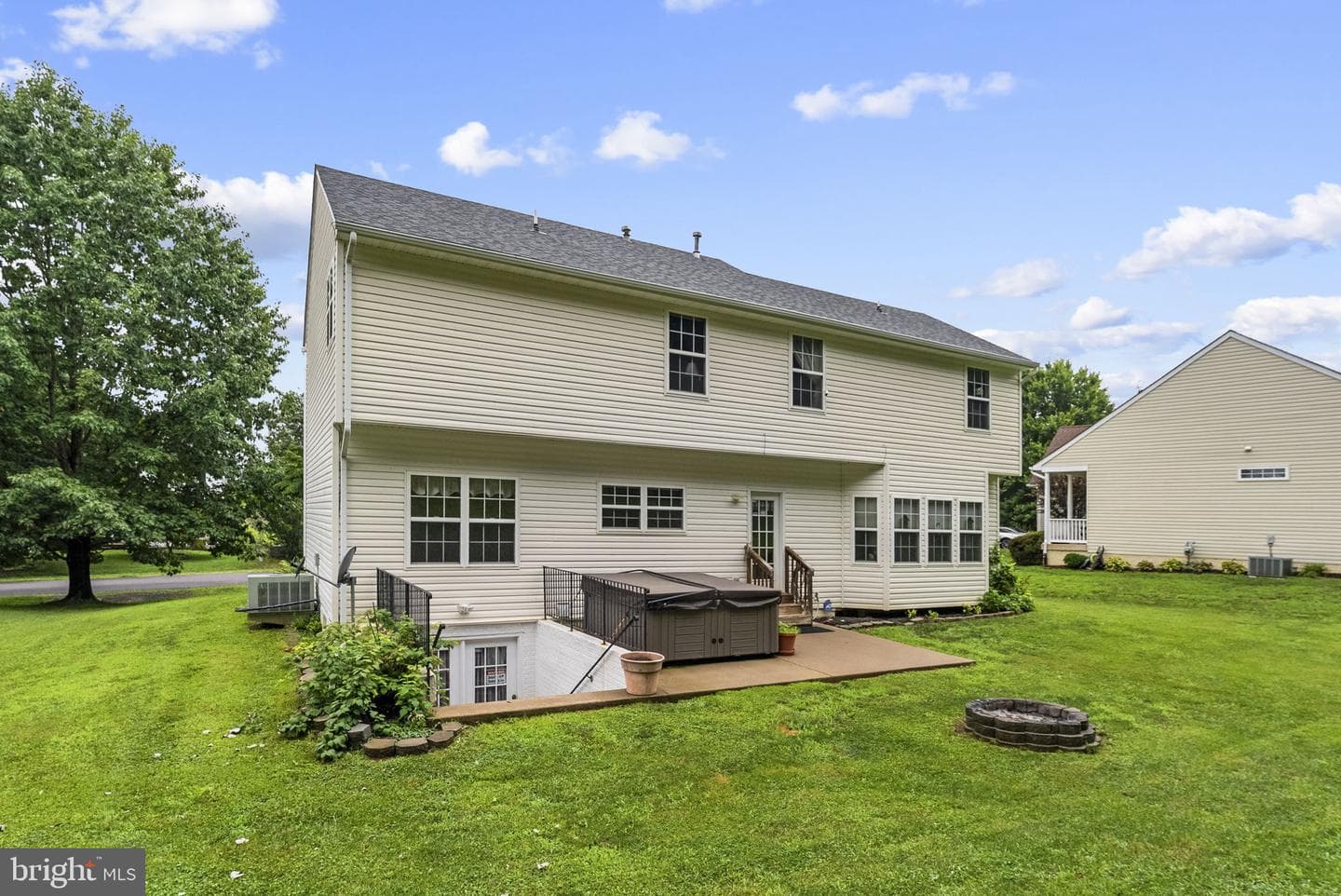 1085 Virginia Avenue photo 74