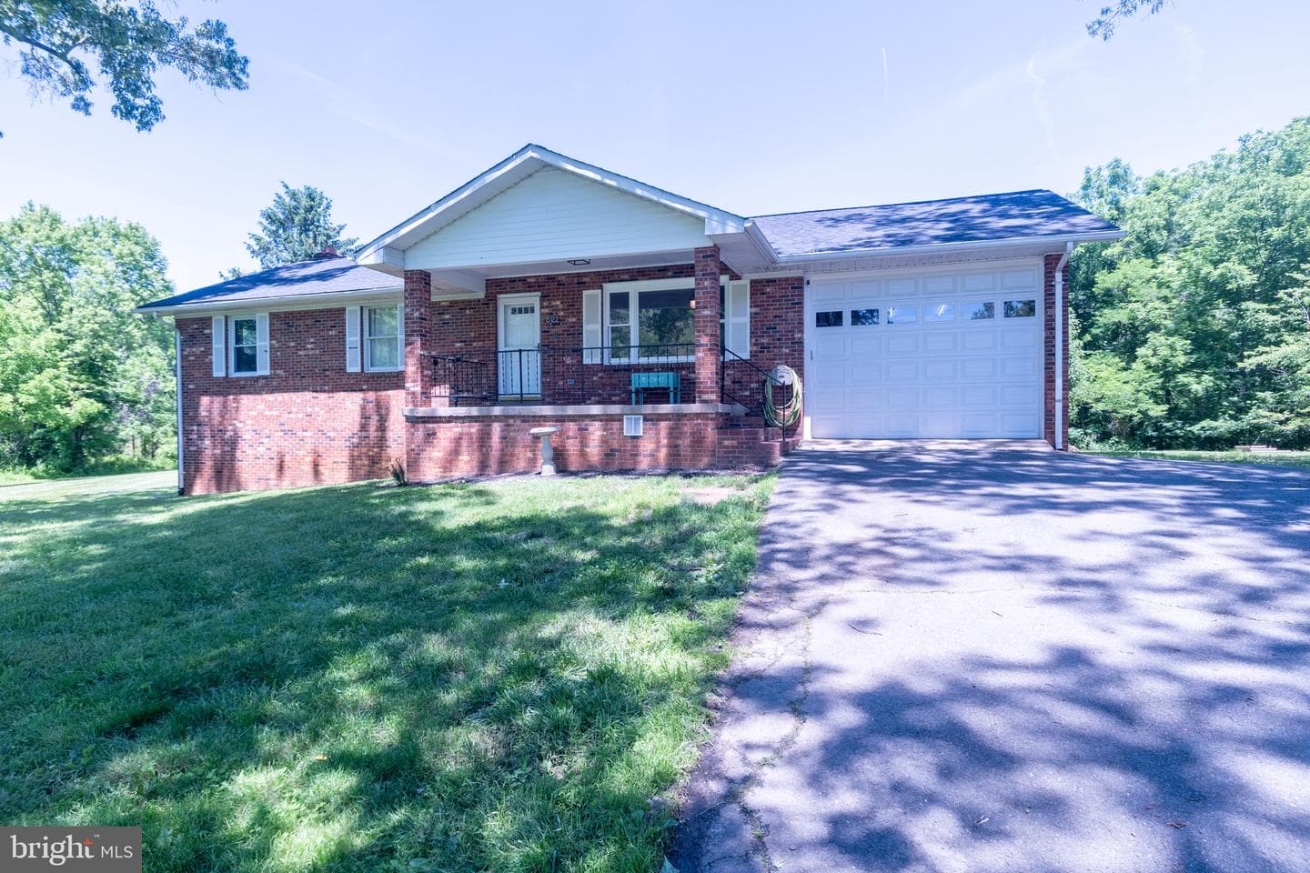 15122 Hall St, Culpeper