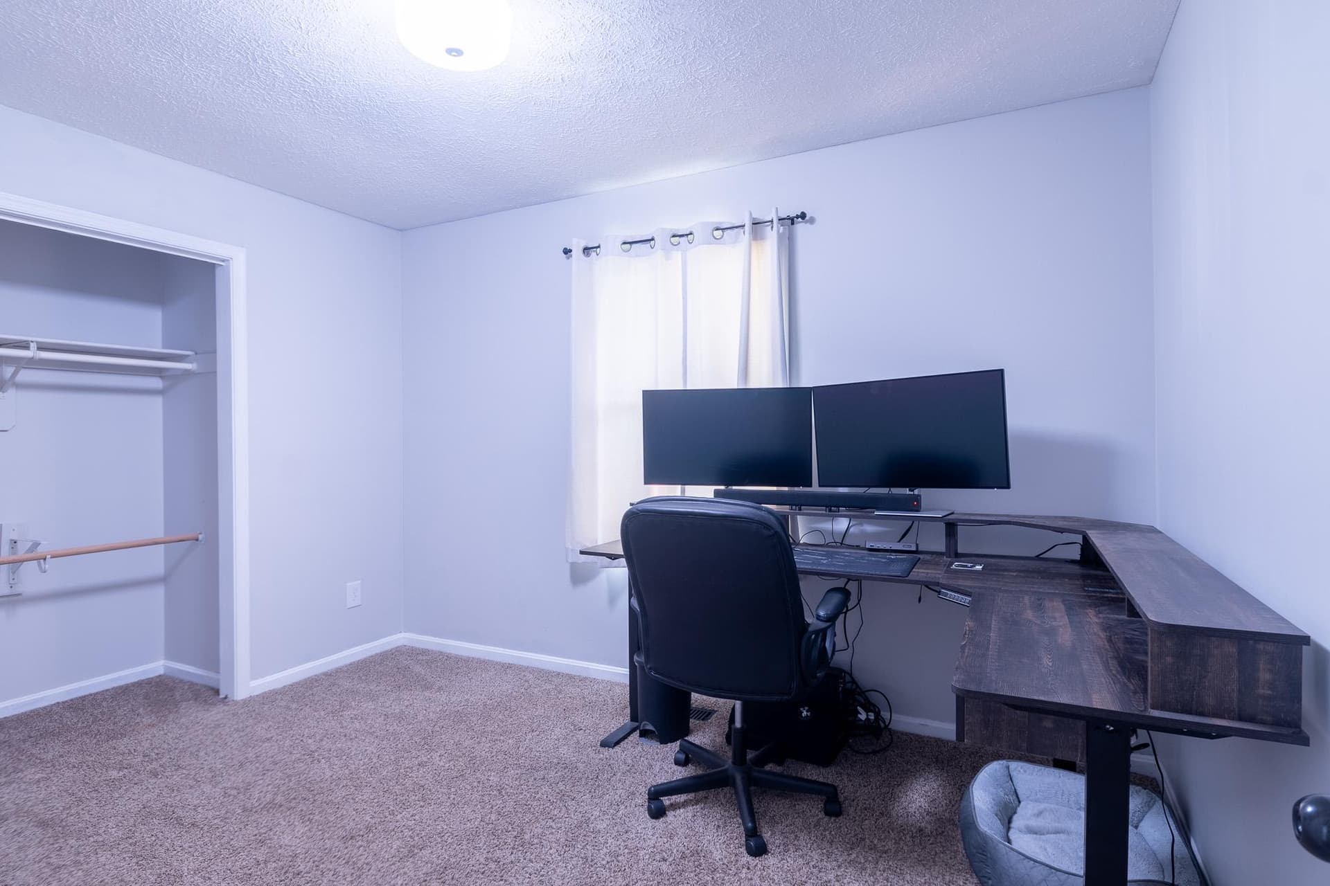 15122 Hall St photo 22