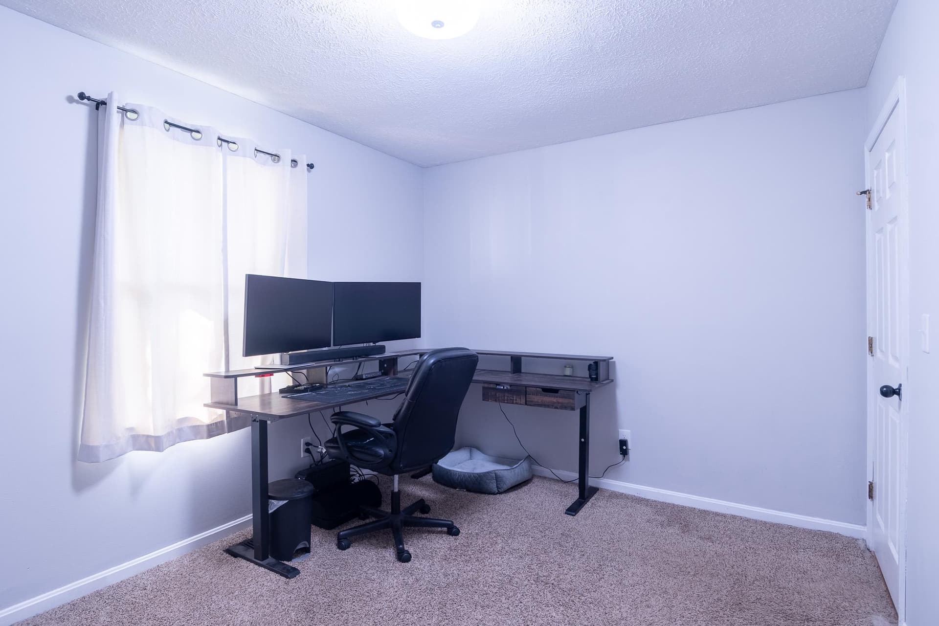 15122 Hall St photo 23