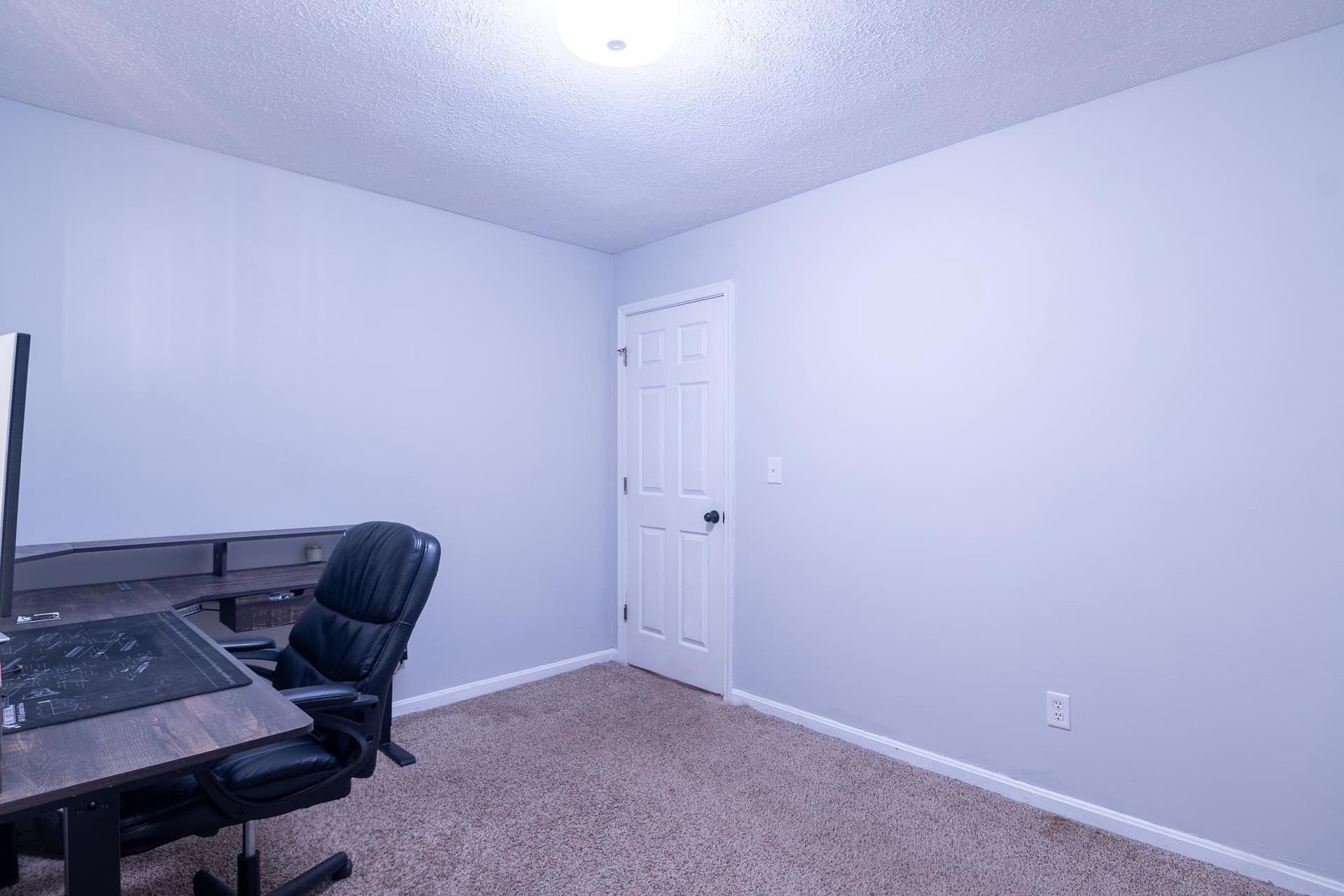 15122 Hall St photo 24