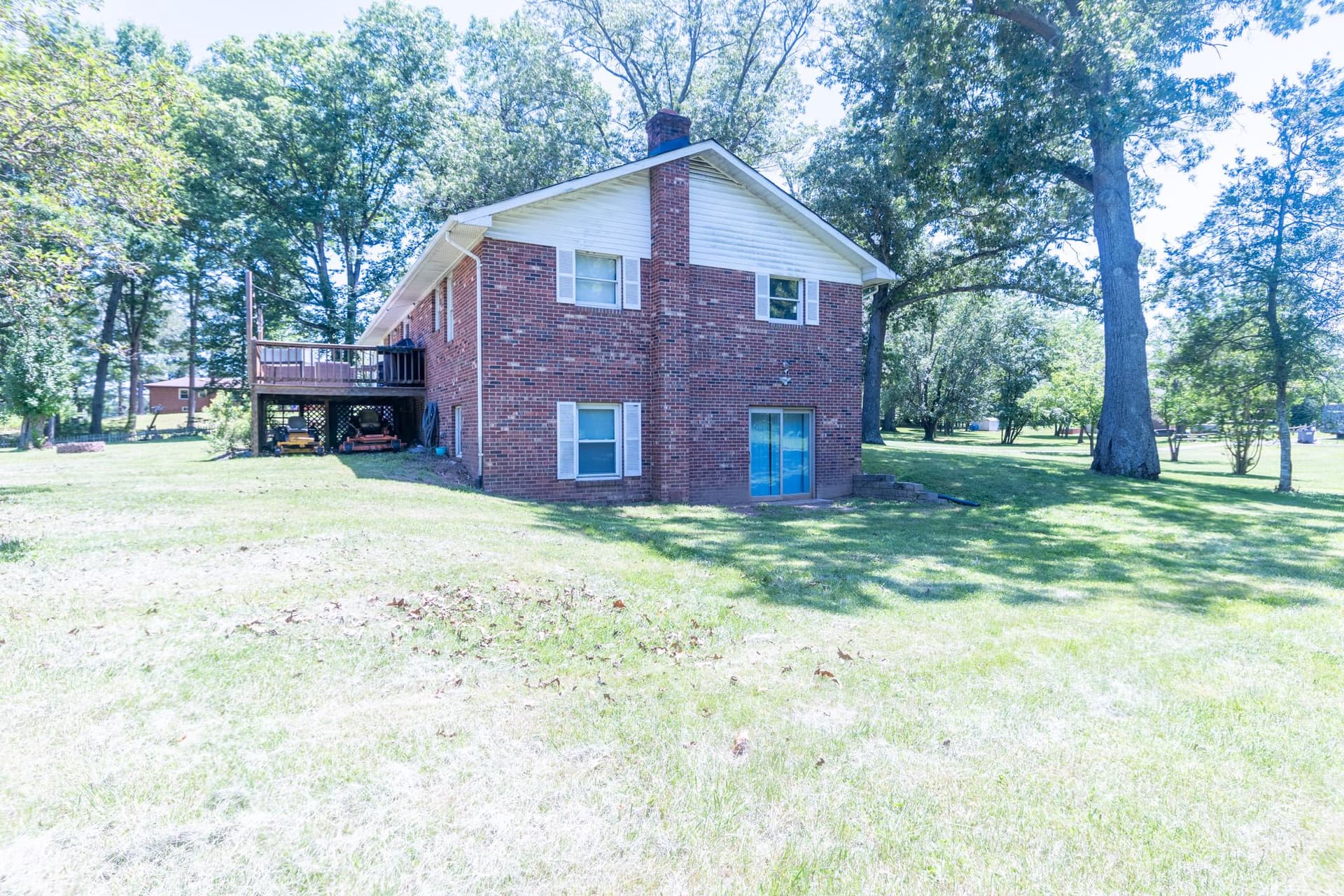 15122 Hall St photo 4