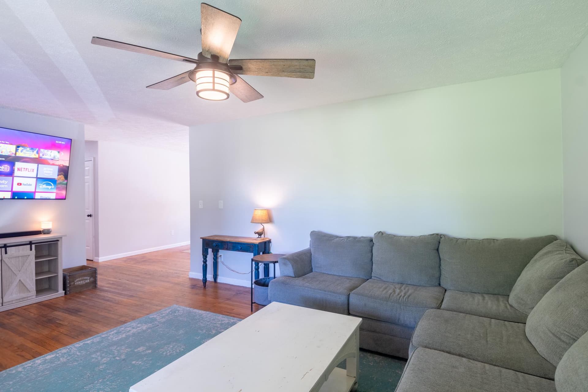 15122 Hall St photo 8